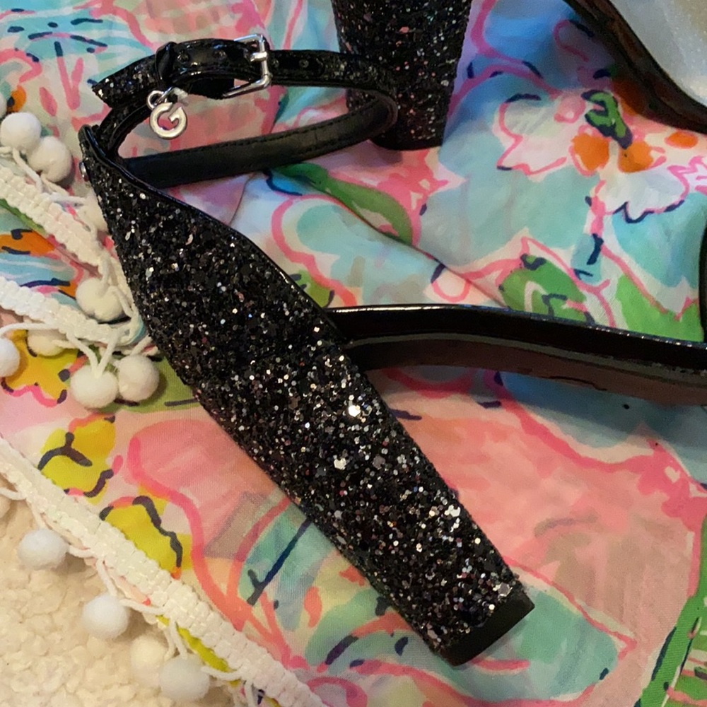 GUESS-Open toe Sandals Black/Silver - Picture 5 of 10